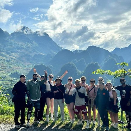 Bong Hostel Ha Giang Loop Εξωτερικό φωτογραφία
